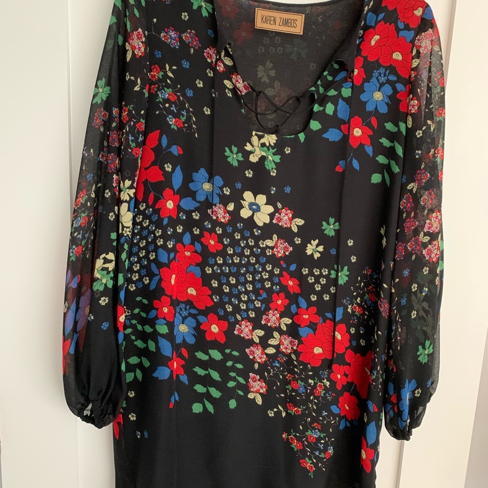 Karen Zambos floral tunic.